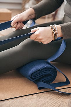 GOYOGI Calm Organic Cotton Yoga Blanket Dark Blue