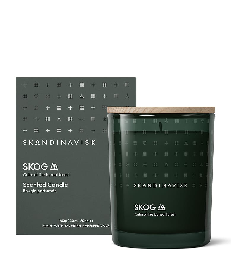 SKANDINAVISK SKOG Duftlys med Låg 200 g