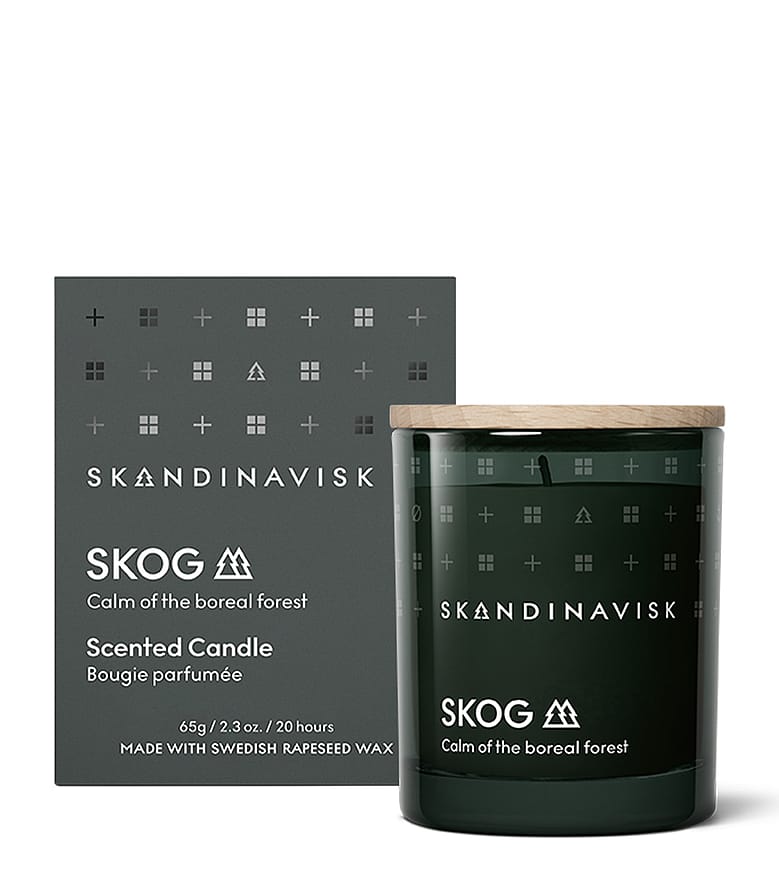 SKANDINAVISK SKOG Duftlys med Låg 65 g