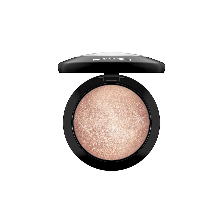 MAC Mineralize Skinfinish Soft And Gentle